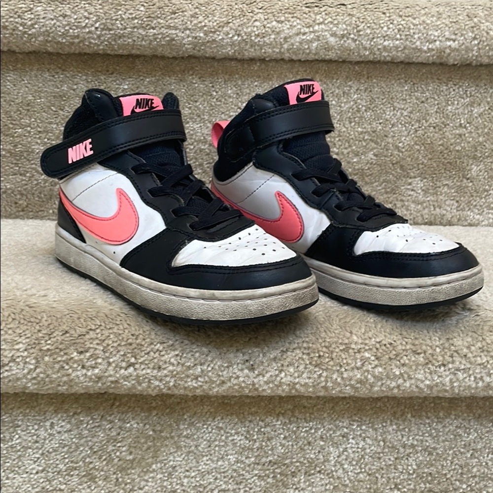 Nike Kids' Black and Pink Sneakers